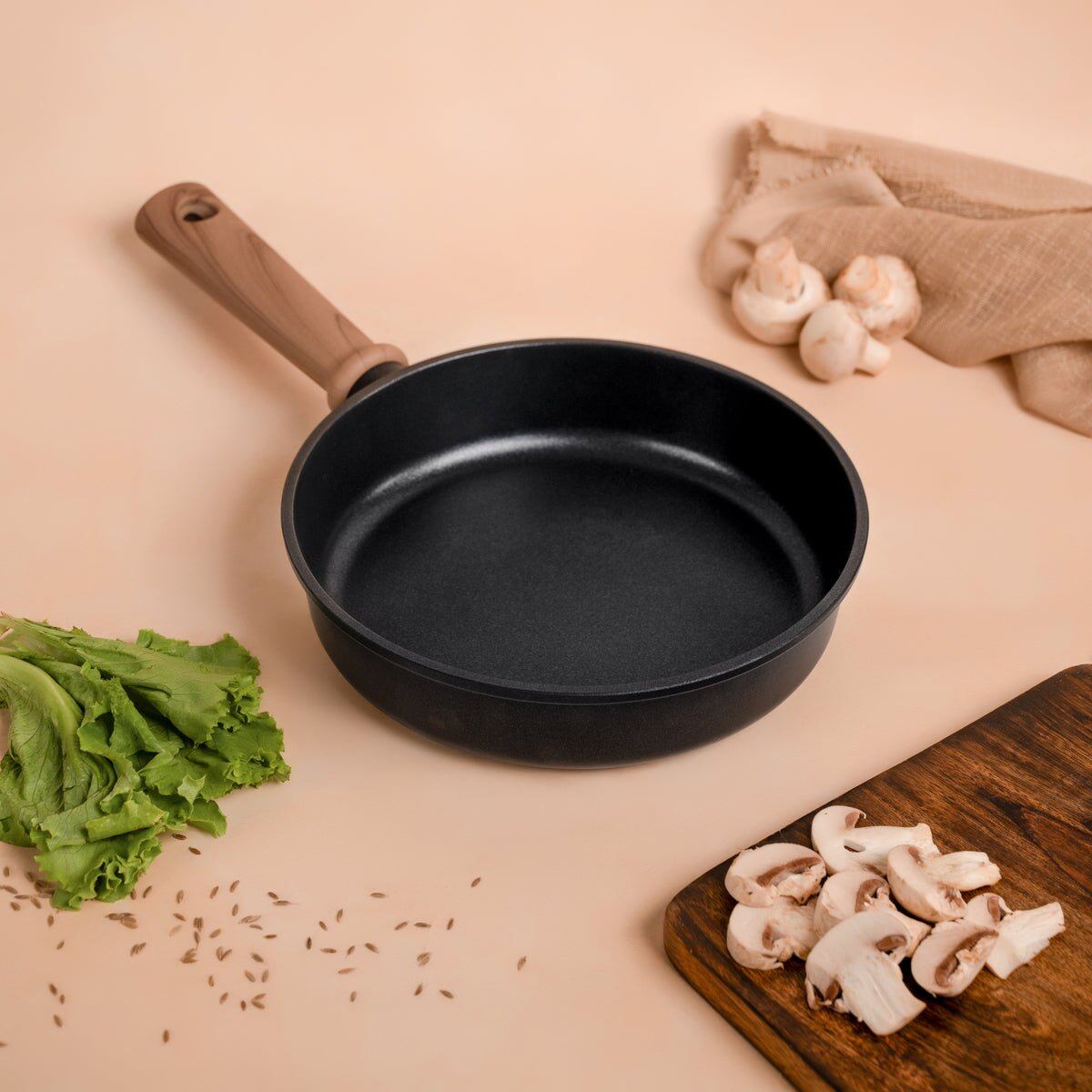Durable Titanium Alloy Non-Stick Frying Pan without Lid (20cm)